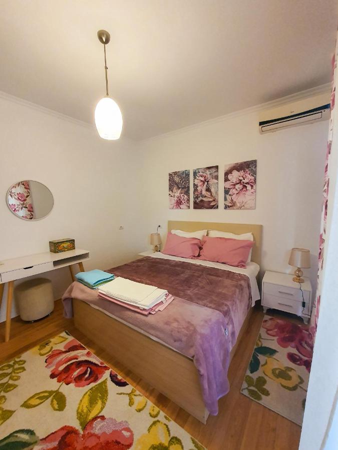 Vila Kodra Тирана Экстерьер фото