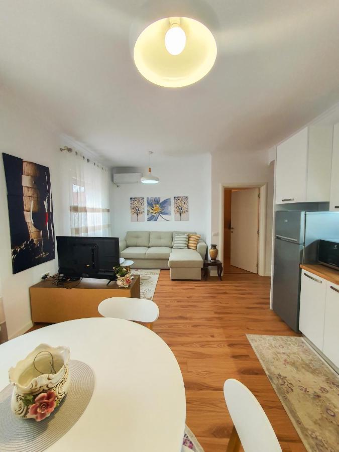 Vila Kodra Тирана Экстерьер фото
