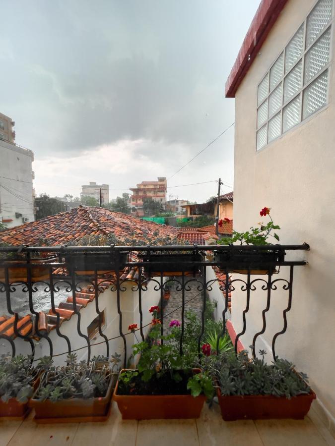 Vila Kodra Тирана Экстерьер фото